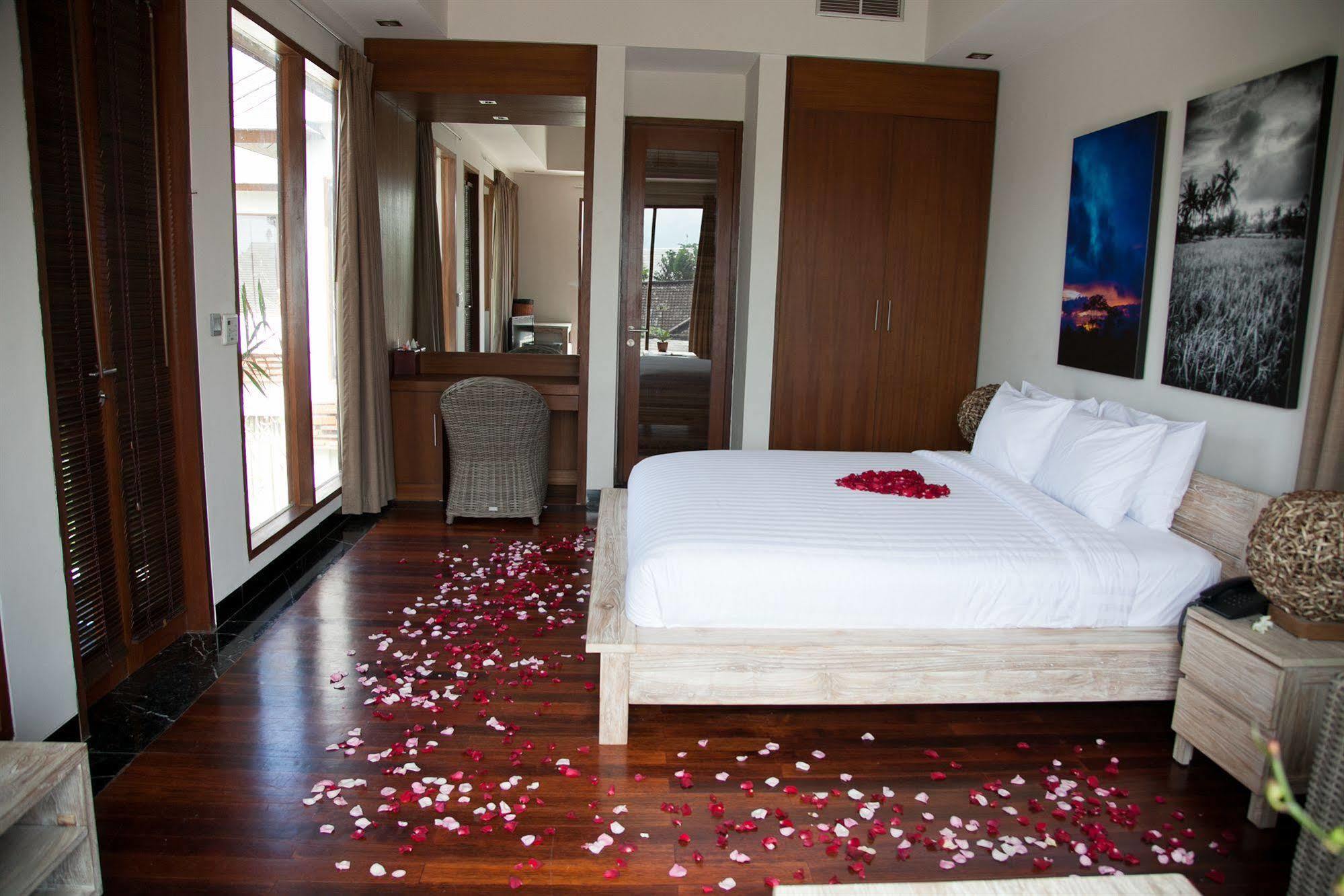 The Dipan Resort, Villas And Spa Seminyak  Exterior photo